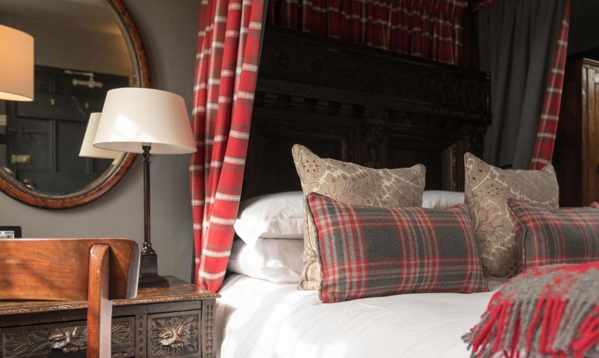 The Lygon Arms - an Iconic Luxury Hotel