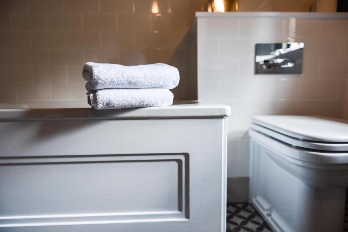 The Lygon Arms - an Iconic Luxury Hotel