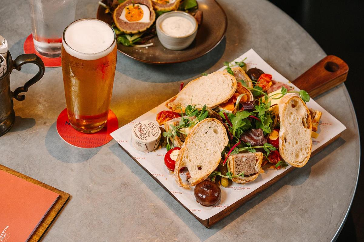 The Lygon Arms - an Iconic Luxury Hotel