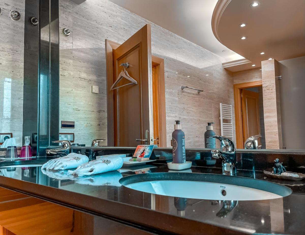 The Marbella Heights Boutique Hotel