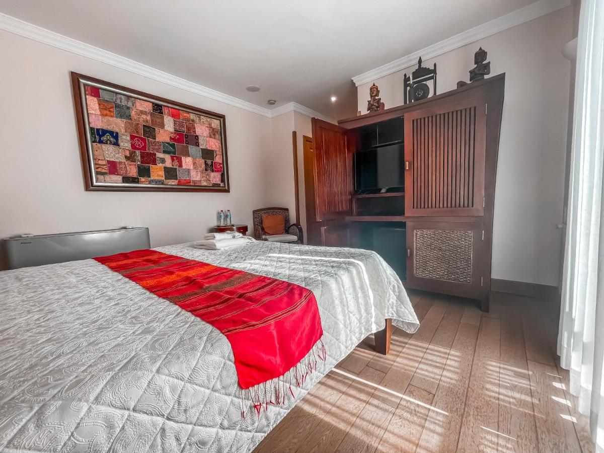 The Marbella Heights Boutique Hotel