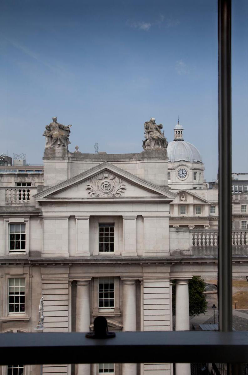 The Merrion Hotel