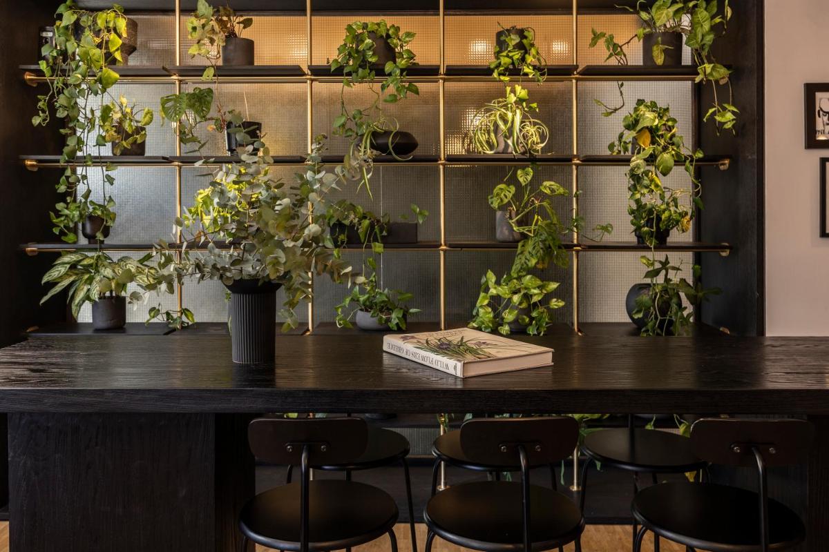 The Modernist Athens