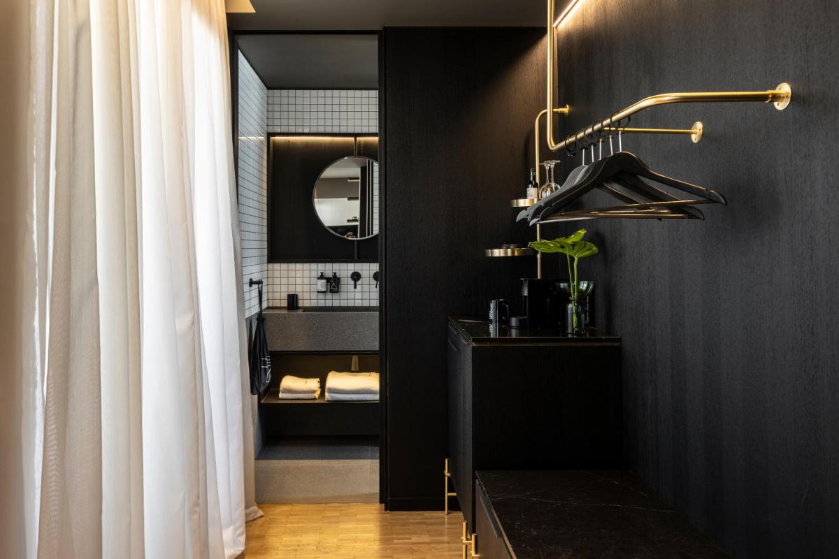 The Modernist Athens