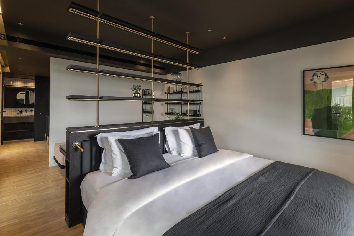 The Modernist Athens