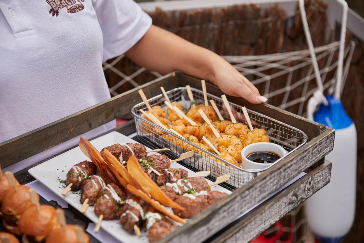 The Montague On The Gardens