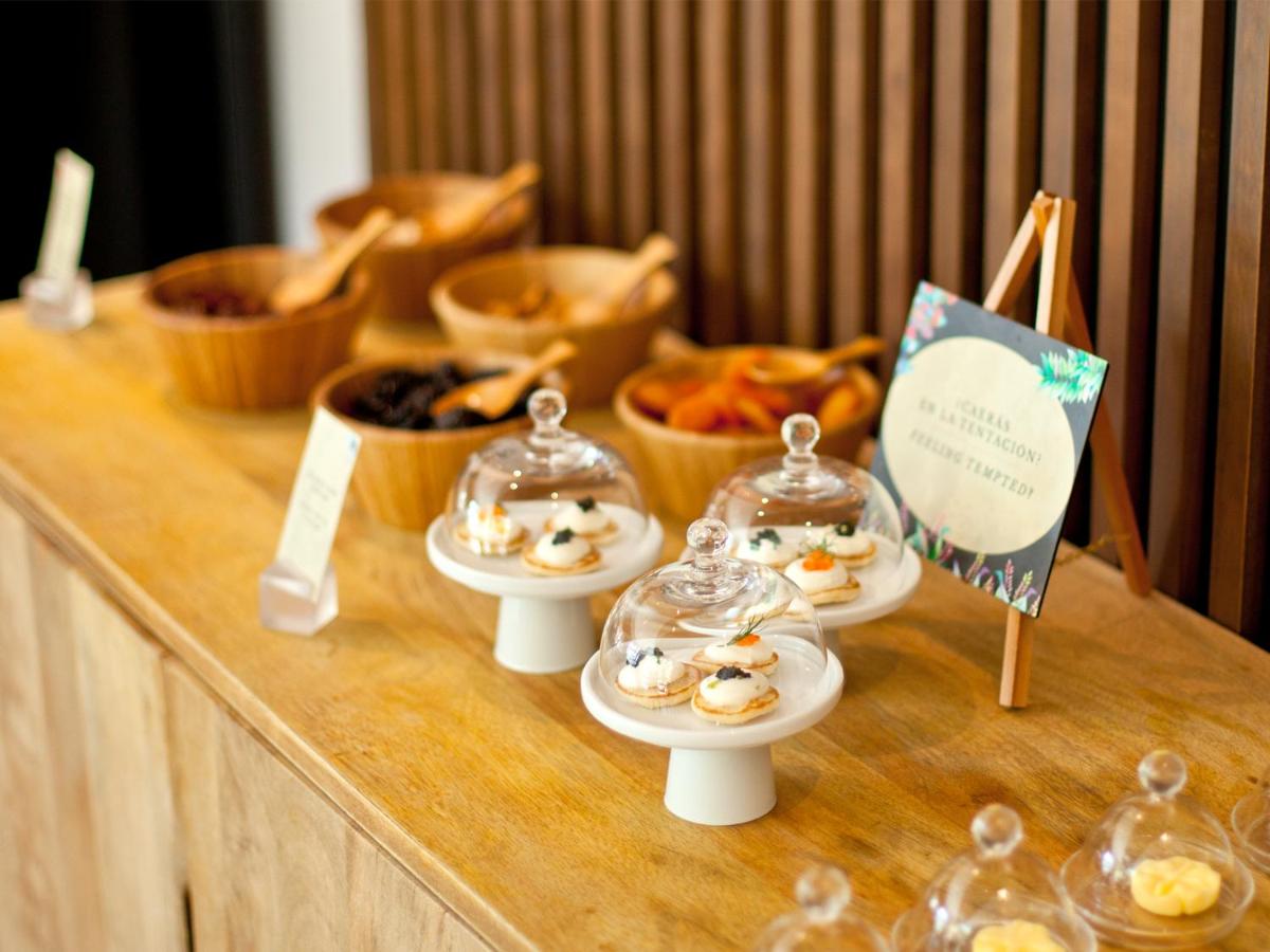 Deluxe Villas by Don Carlos Resort