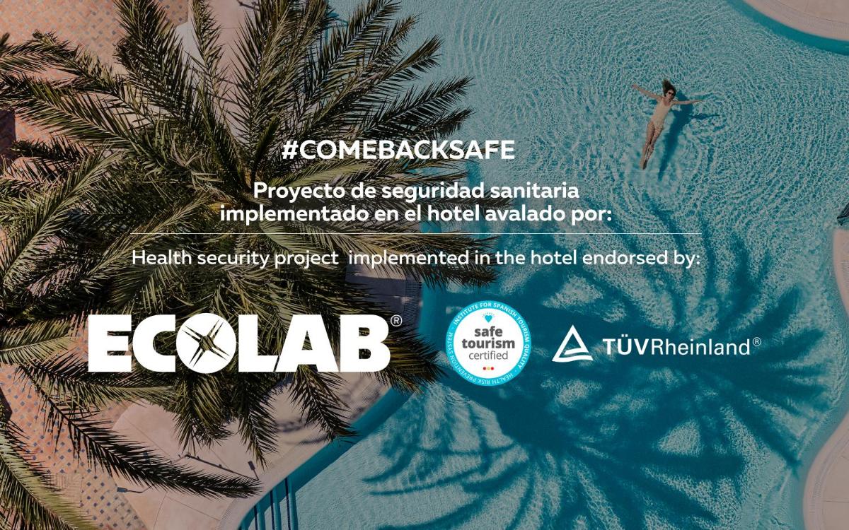 Deluxe Villas by Don Carlos Resort