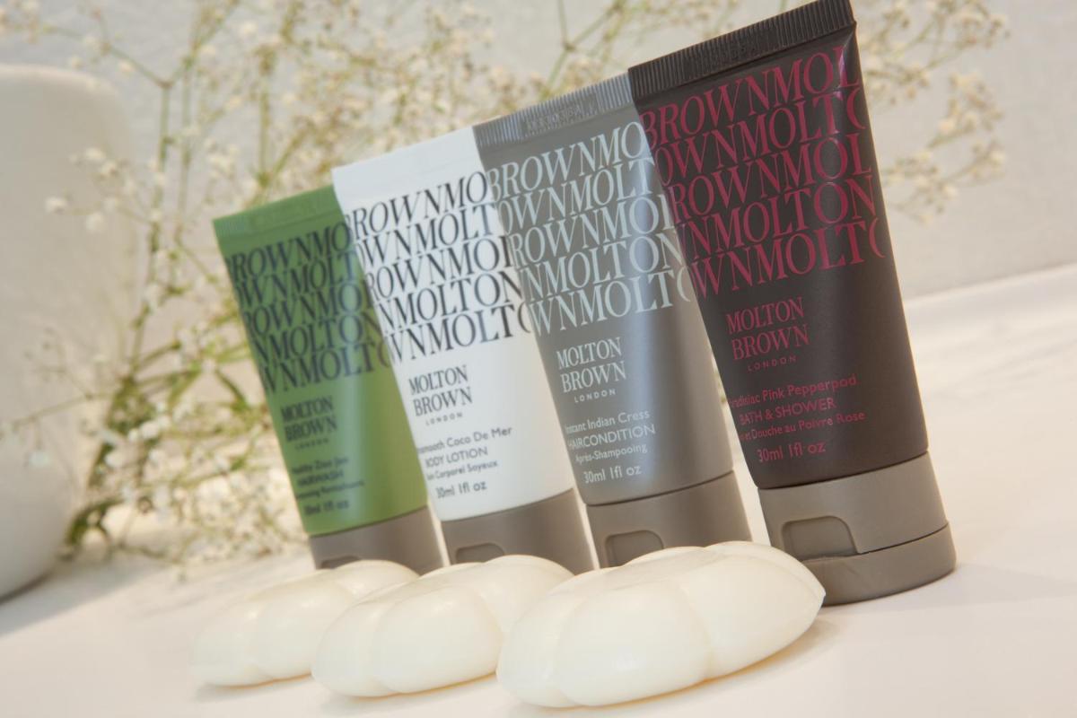 Deluxe Villas by Don Carlos Resort