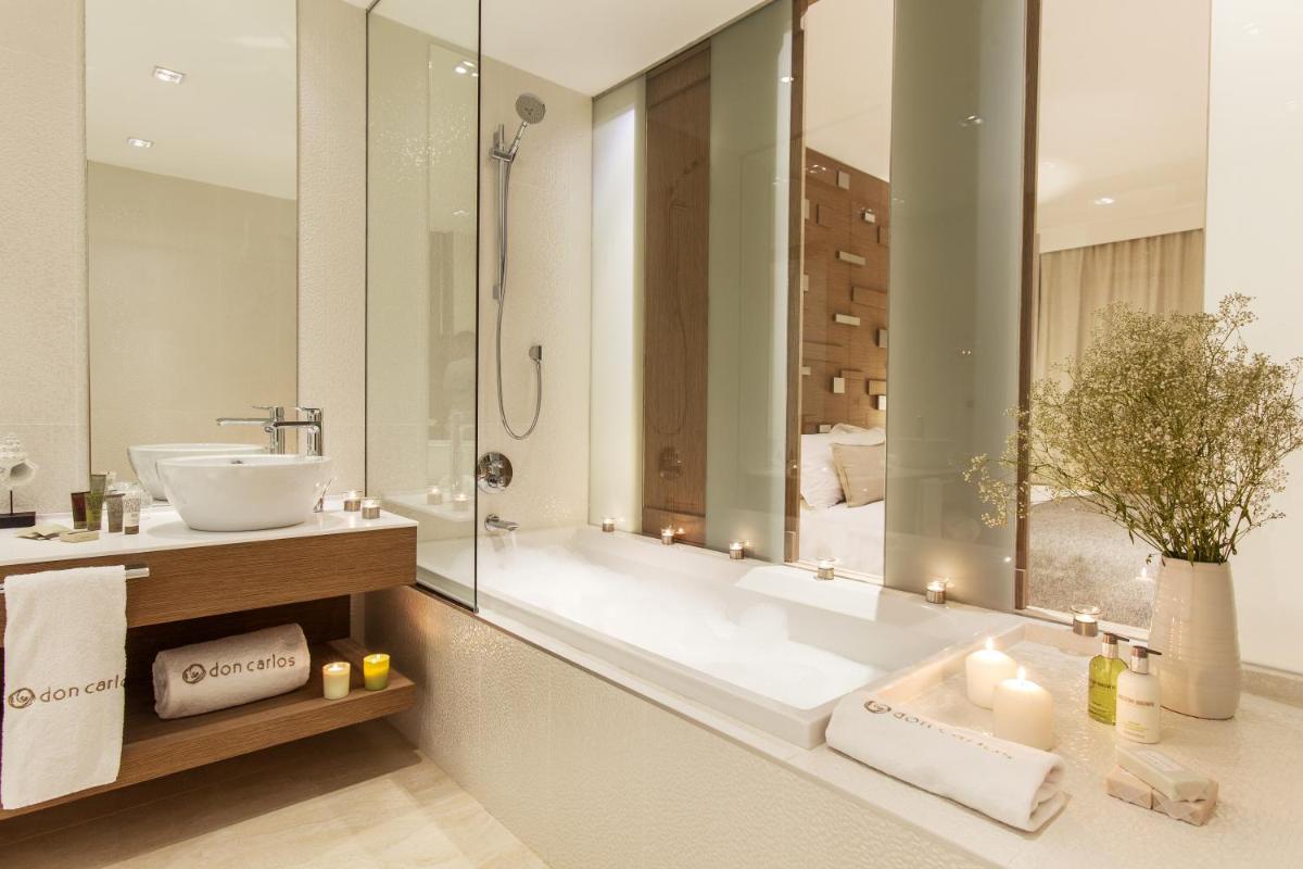 Deluxe Villas by Don Carlos Resort