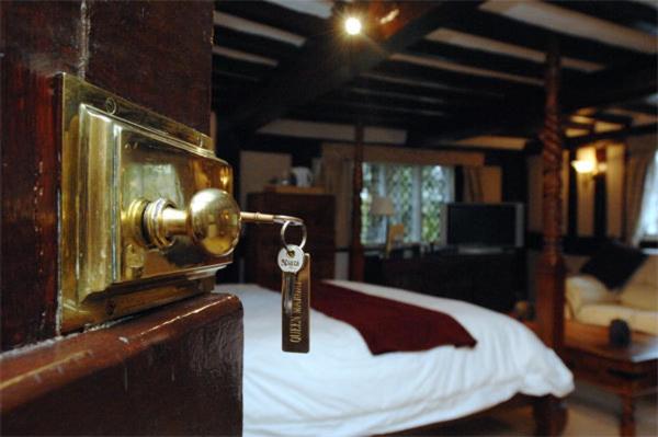 The Old Hall Country House