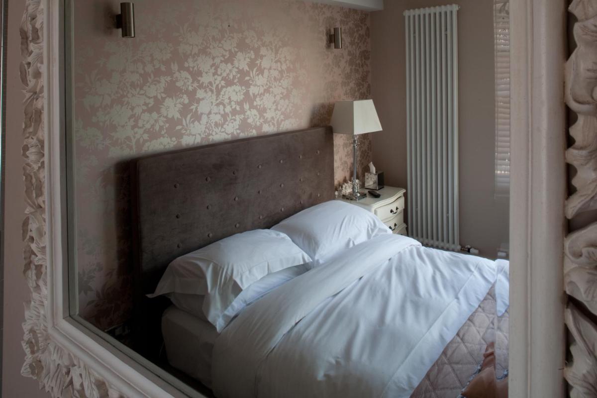 The Old Vicarage Boutique Hotel