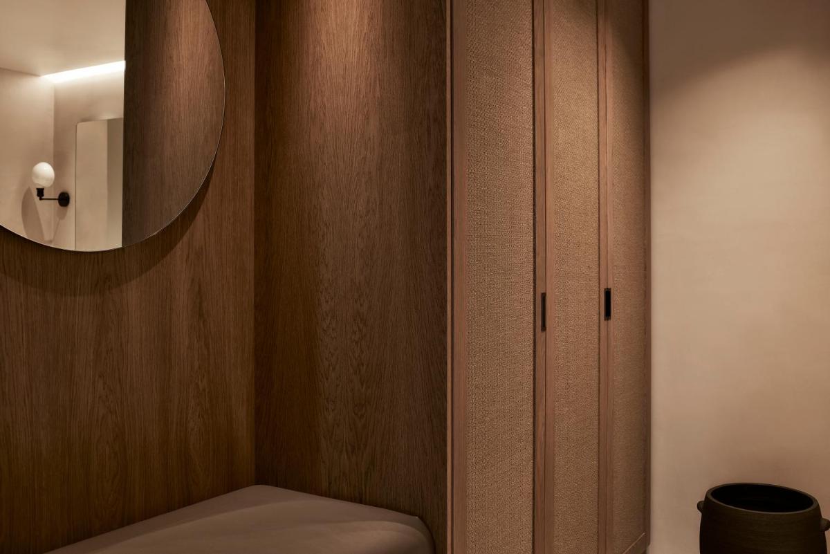 The Olivar Suites