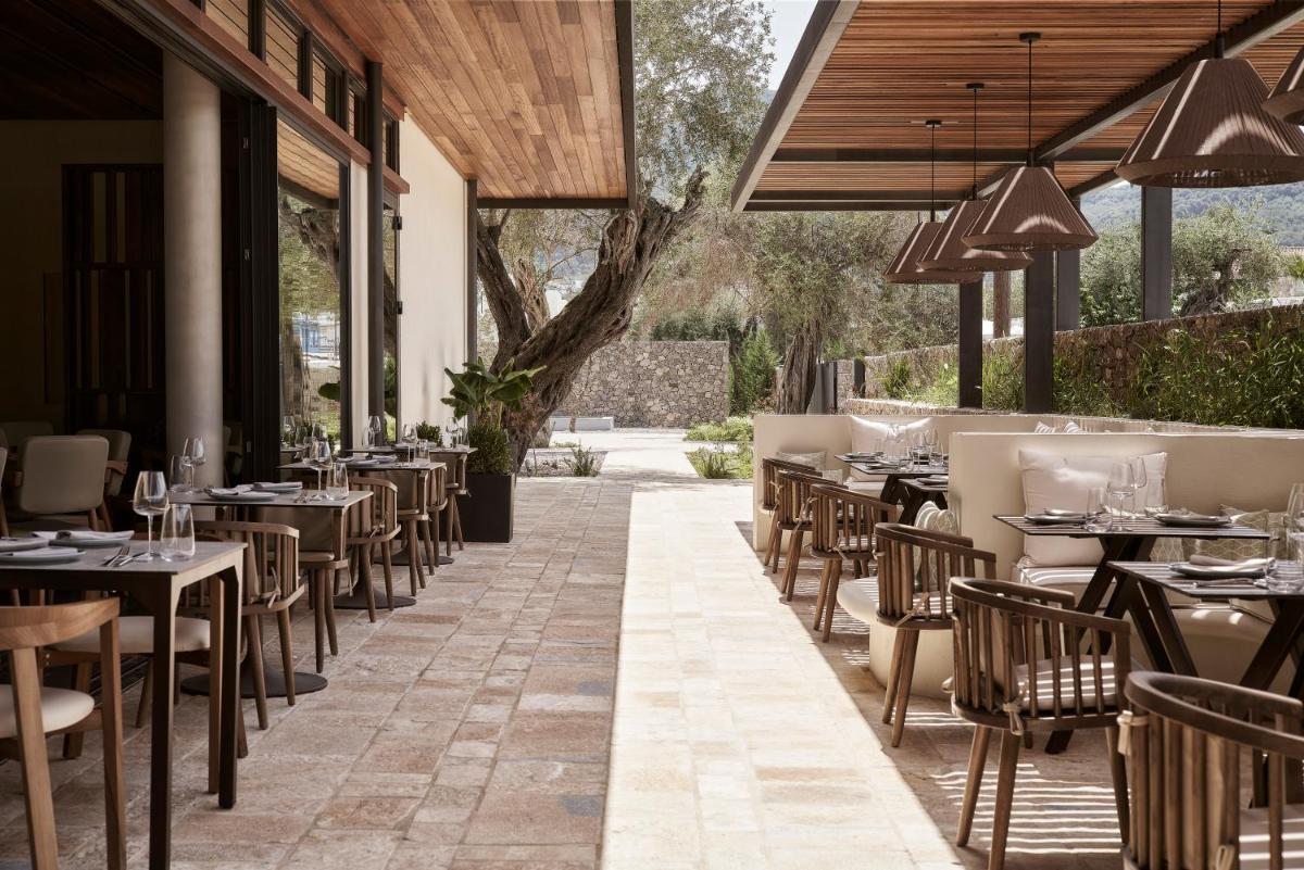 The Olivar Suites