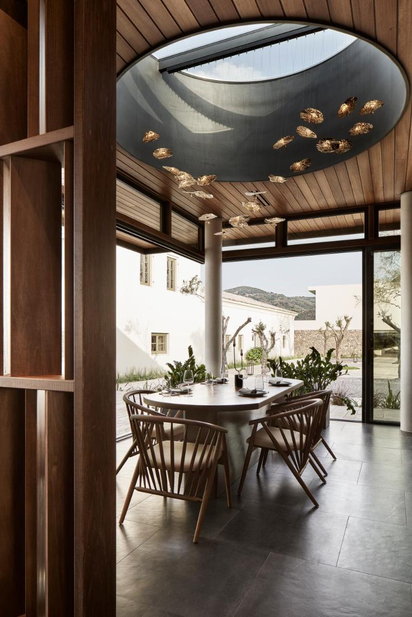 The Olivar Suites
