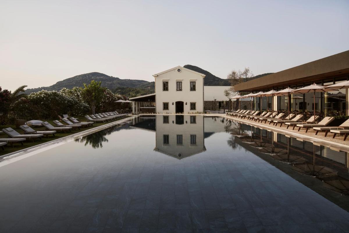 The Olivar Suites