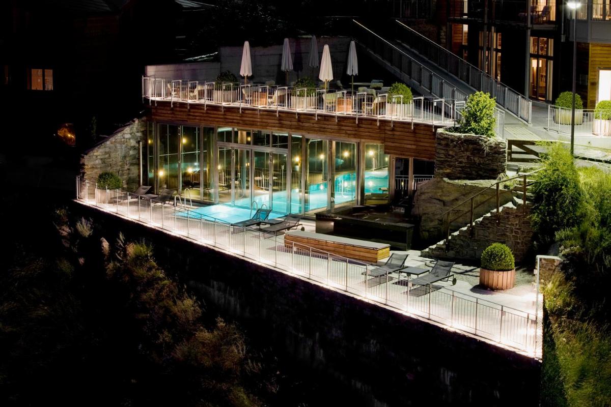 The Omnia