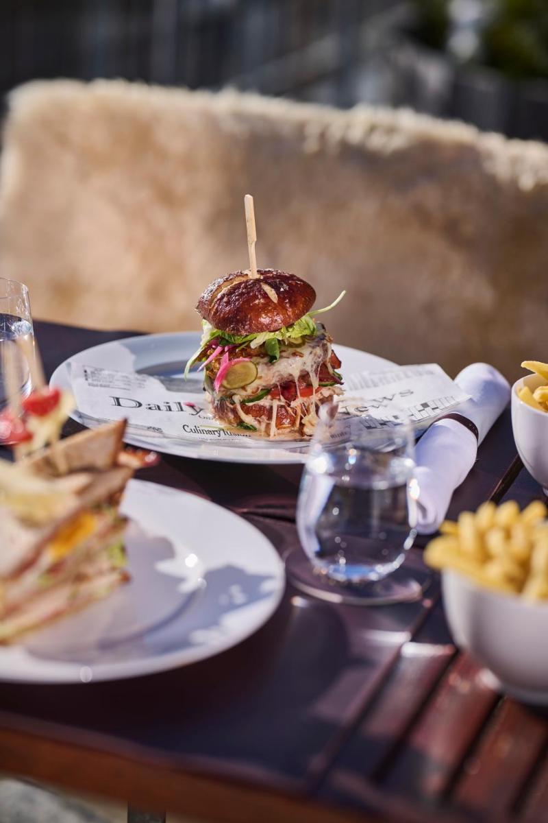 The Omnia
