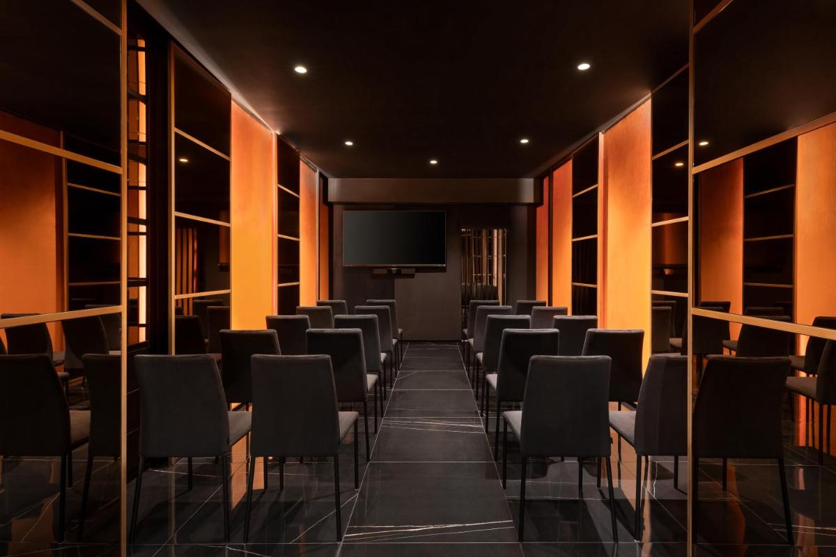 The Pantheon Iconic Rome Hotel, Autograph Collection