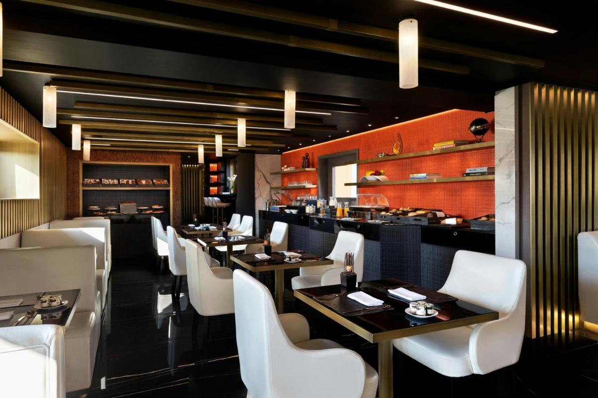 The Pantheon Iconic Rome Hotel, Autograph Collection