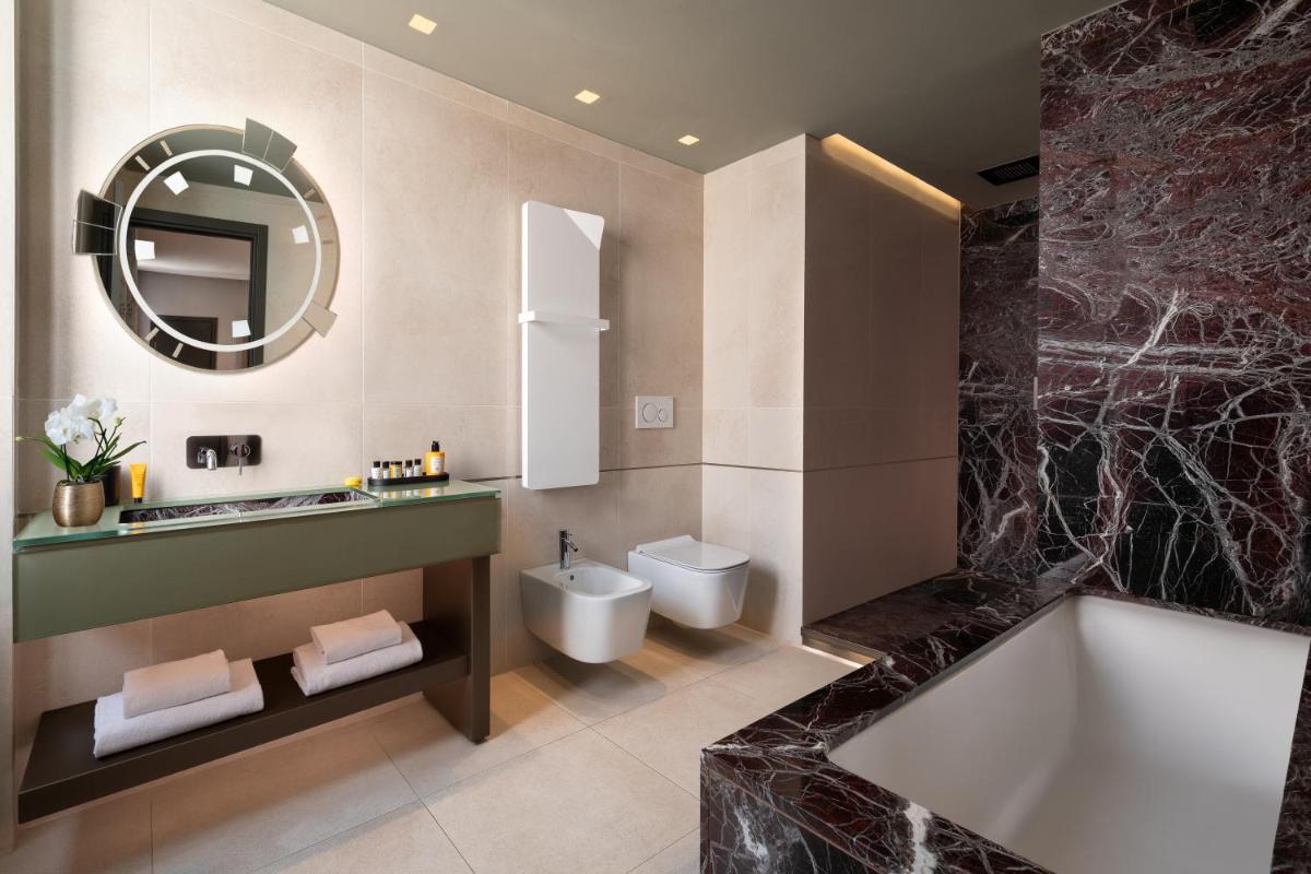 The Pantheon Iconic Rome Hotel, Autograph Collection