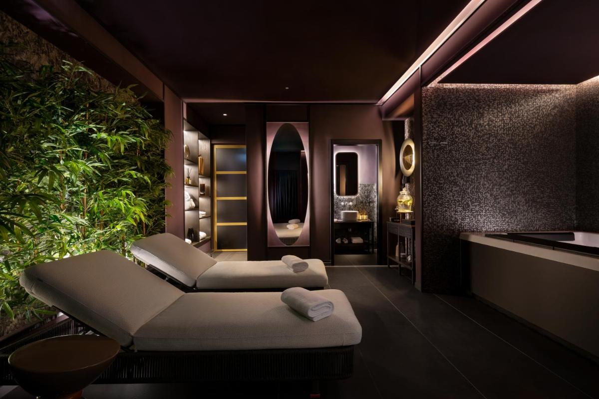 The Pantheon Iconic Rome Hotel, Autograph Collection