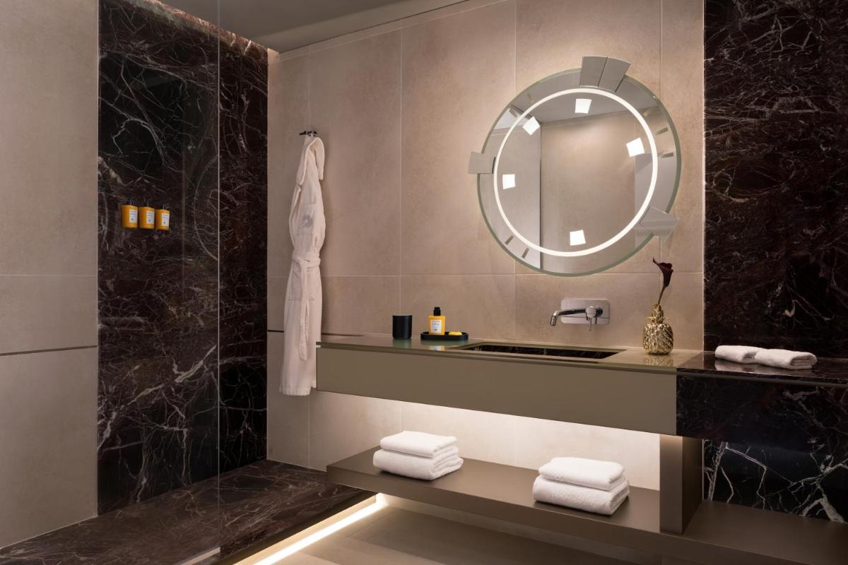 The Pantheon Iconic Rome Hotel, Autograph Collection