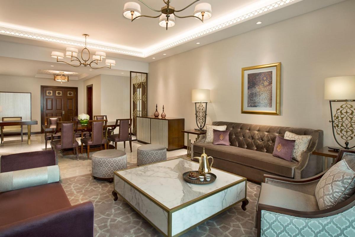 The Ritz-Carlton, Dubai