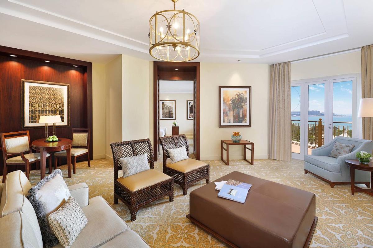 The Ritz-Carlton, Dubai