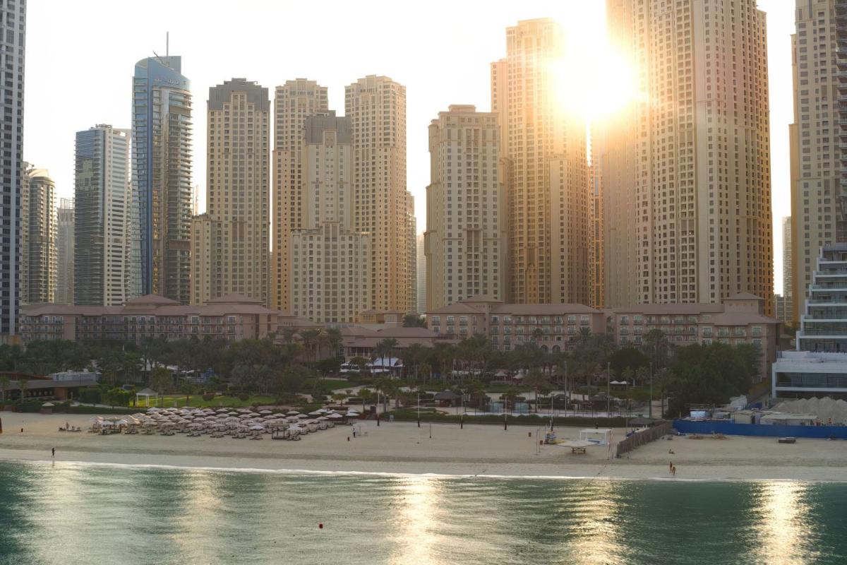 The Ritz-Carlton, Dubai