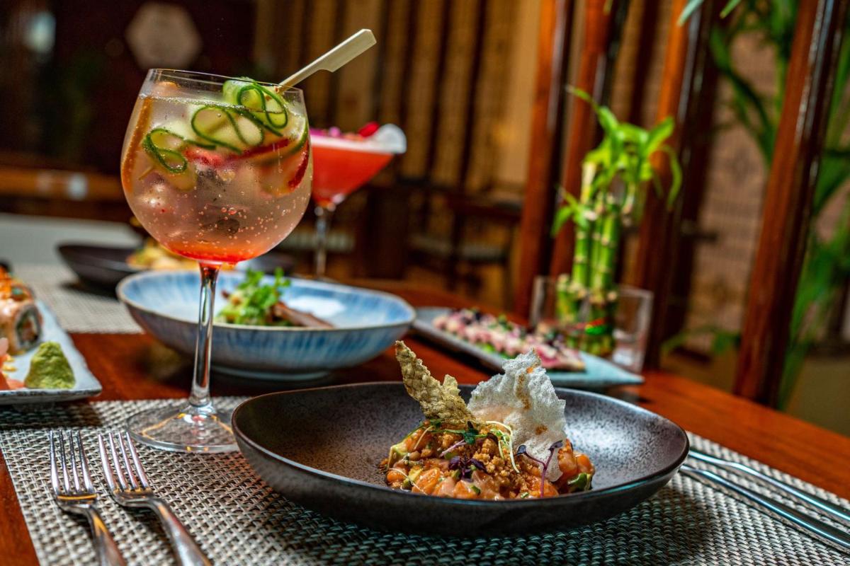 The Ritz-Carlton, Dubai