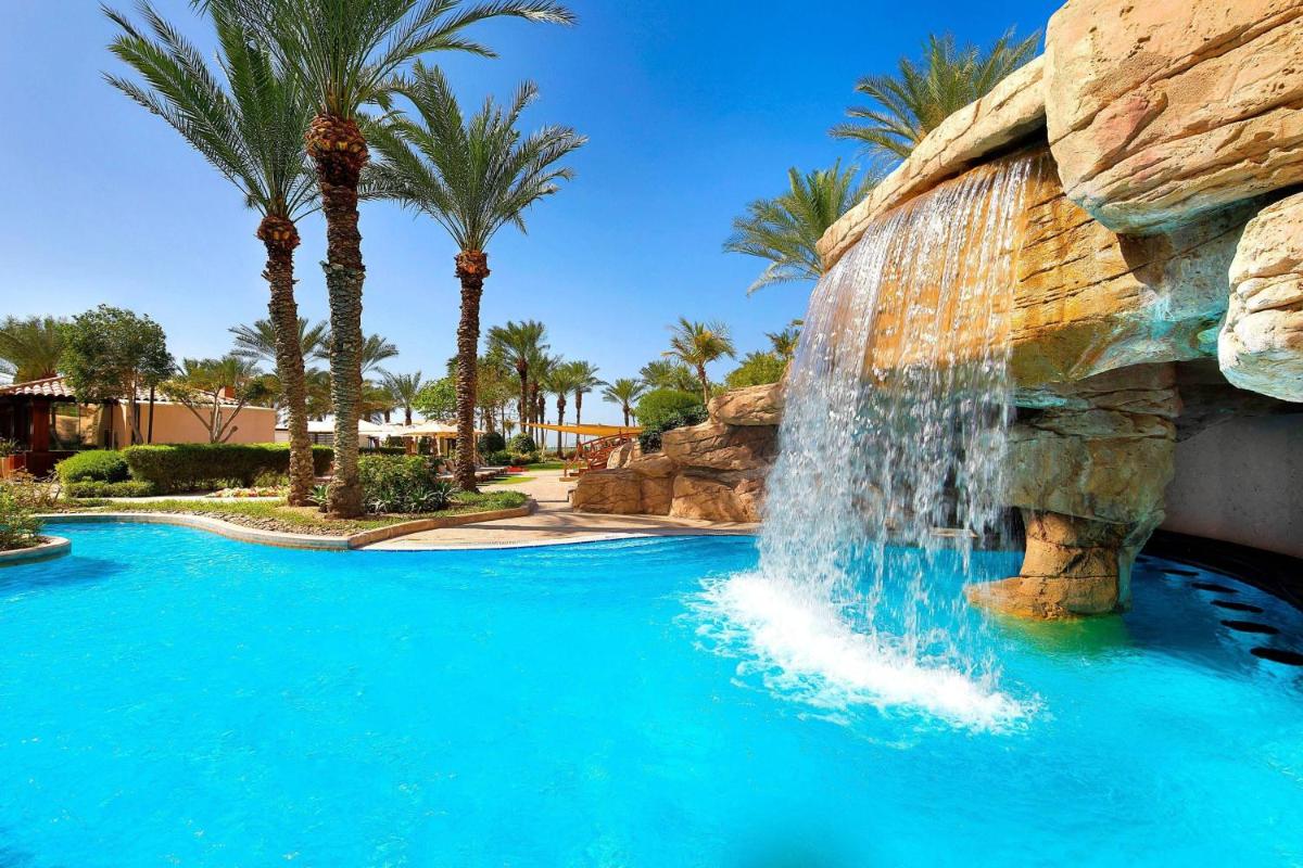 The Ritz-Carlton, Dubai