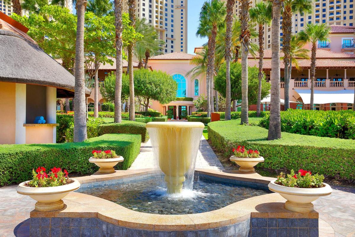 The Ritz-Carlton, Dubai