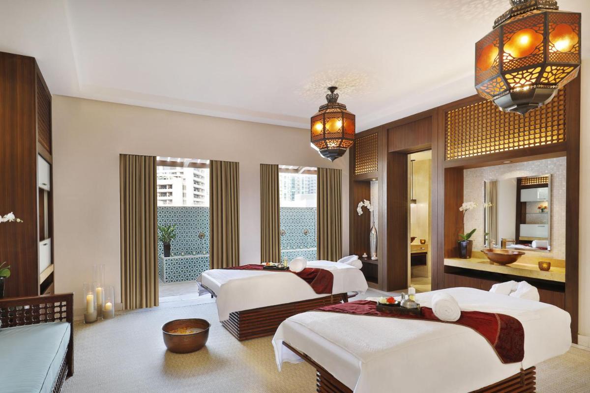 The Ritz-Carlton, Dubai