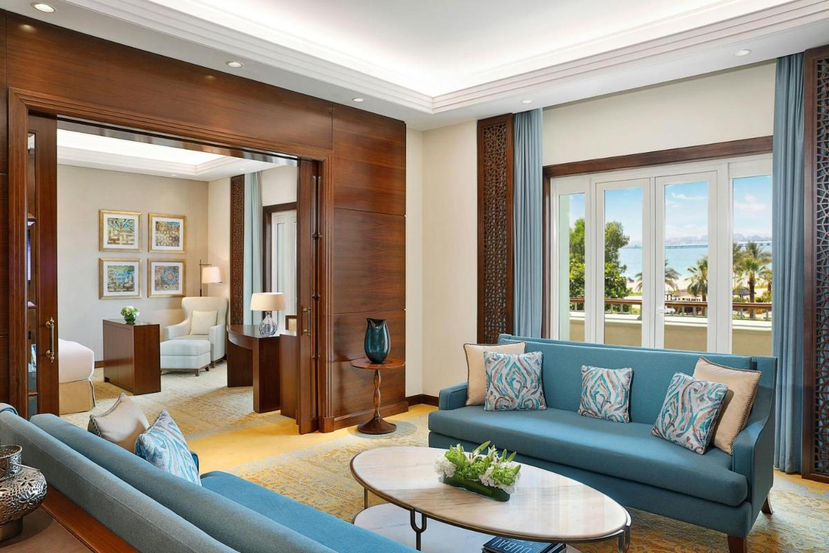 The Ritz-Carlton, Dubai