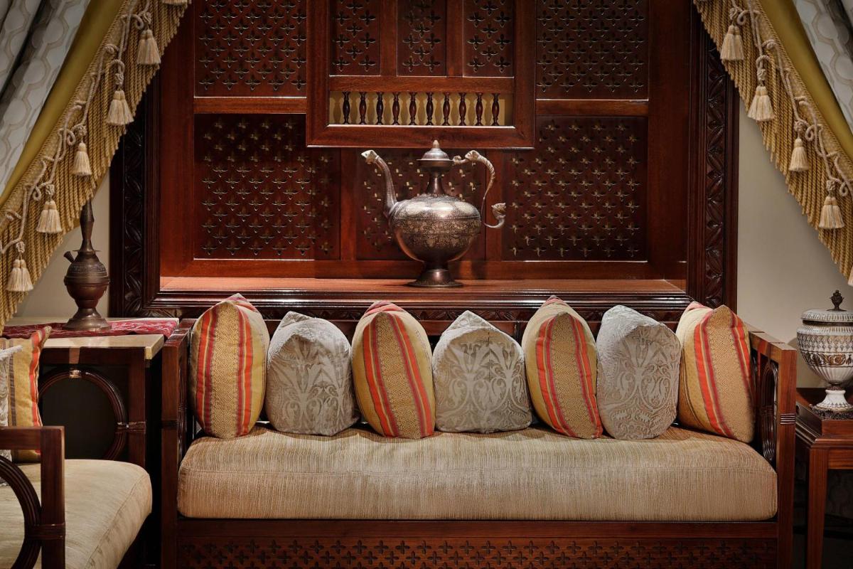 The Ritz-Carlton, Dubai