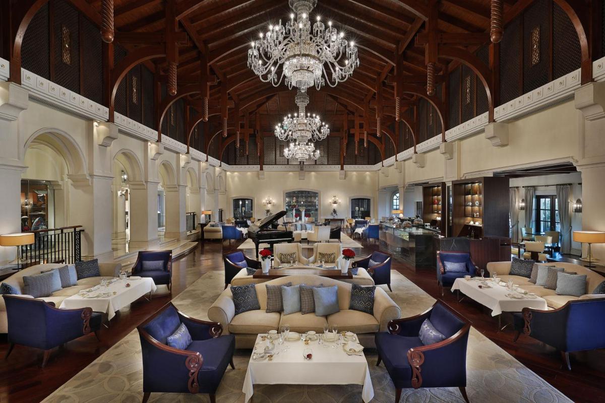 The Ritz-Carlton, Dubai