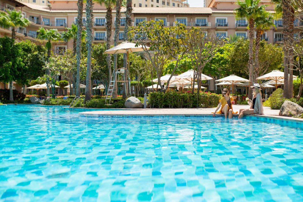 The Ritz-Carlton, Dubai