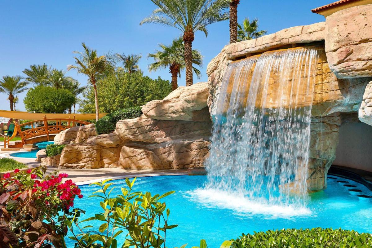 The Ritz-Carlton, Dubai