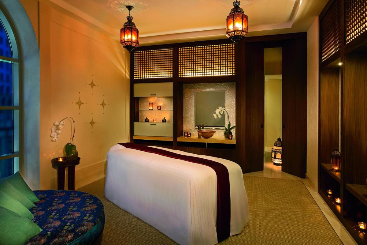 The Ritz-Carlton, Dubai