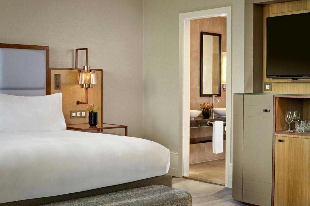 The Ritz-Carlton Hotel de la Paix, Geneva