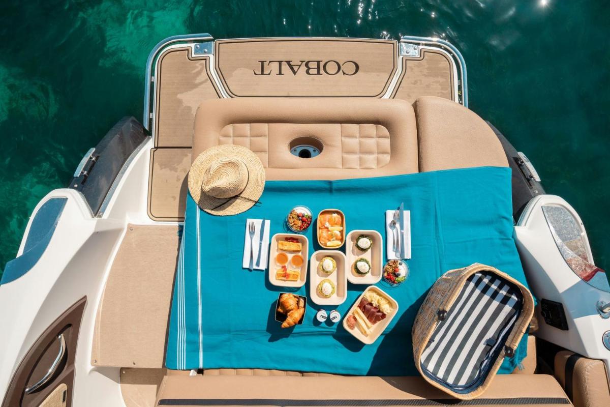 The Ritz-Carlton Hotel de la Paix, Geneva