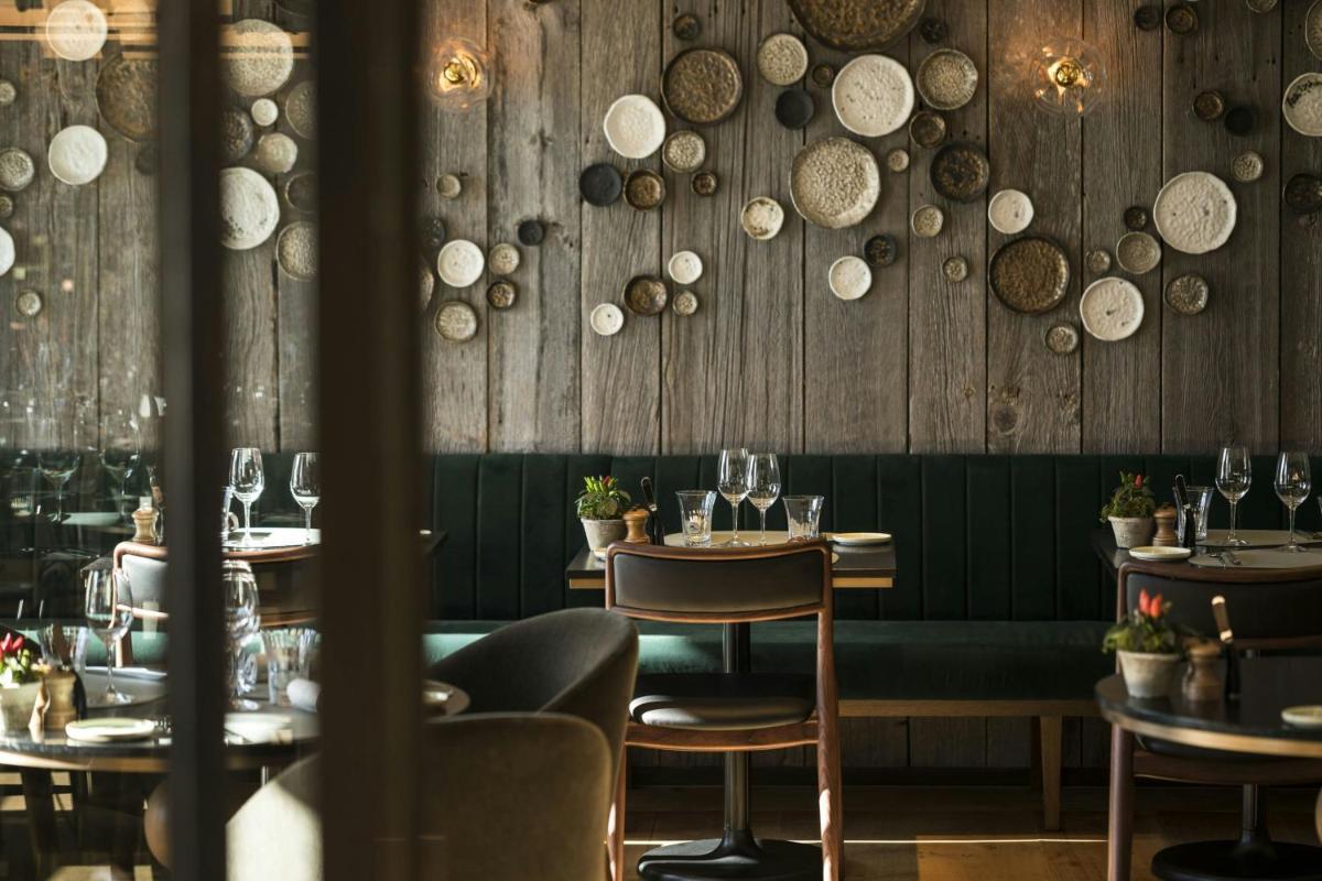 The Ritz-Carlton Hotel de la Paix, Geneva