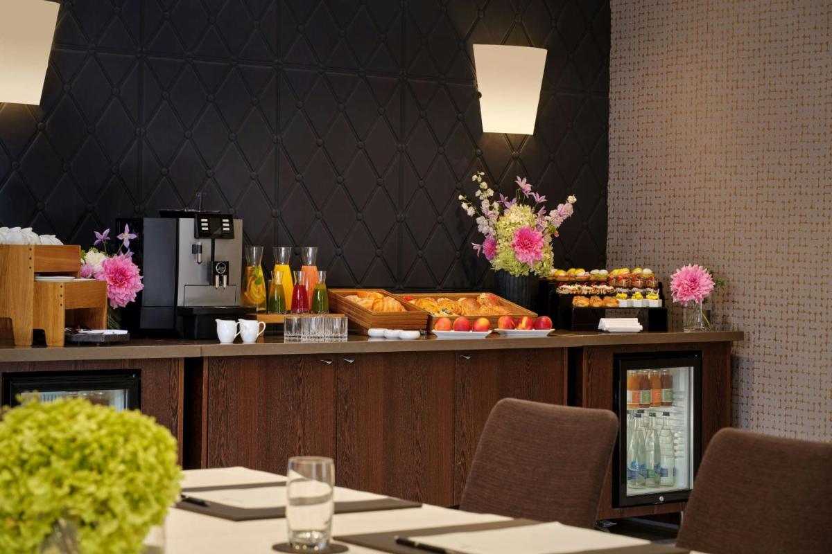 The Ritz-Carlton Hotel de la Paix, Geneva