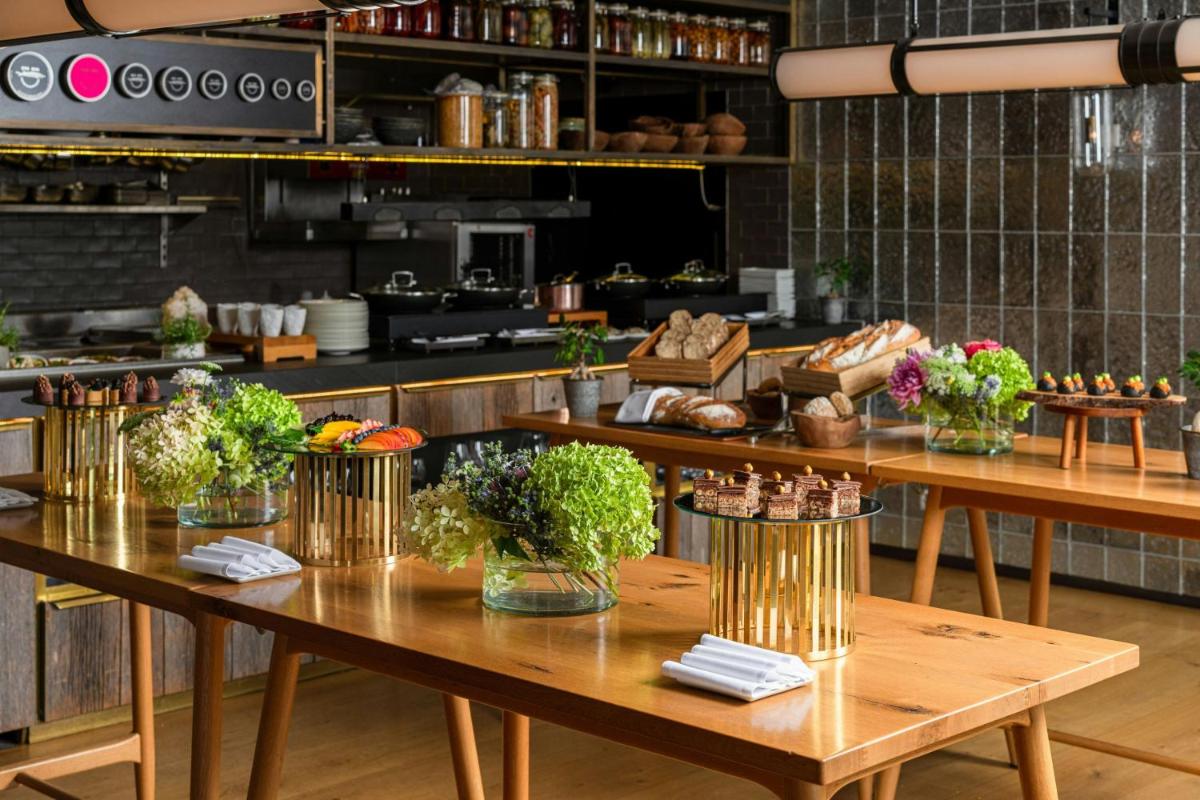 The Ritz-Carlton Hotel de la Paix, Geneva