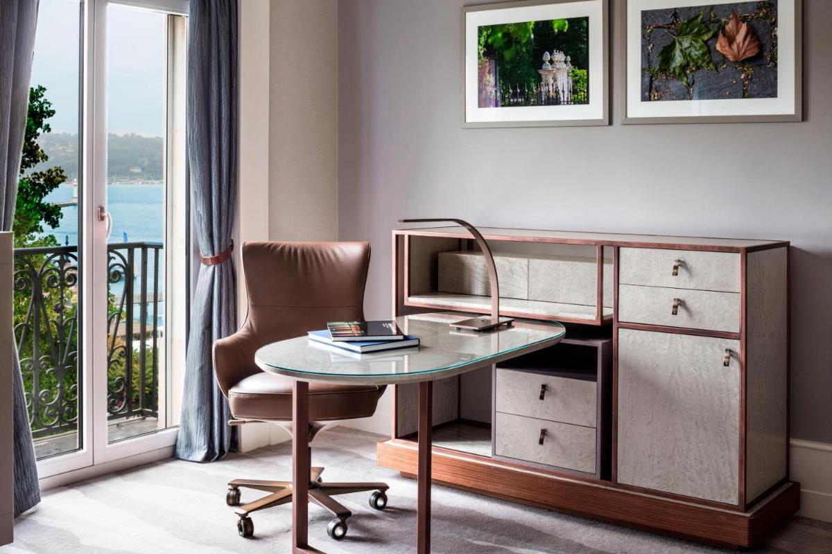 The Ritz-Carlton Hotel de la Paix, Geneva