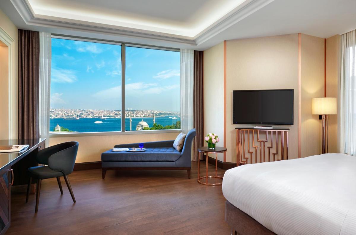 The Ritz-Carlton, Istanbul at the Bosphorus