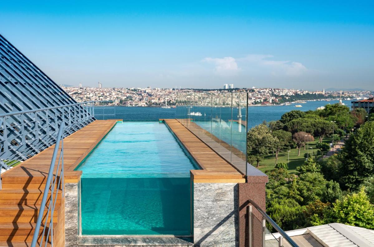 The Ritz-Carlton, Istanbul at the Bosphorus
