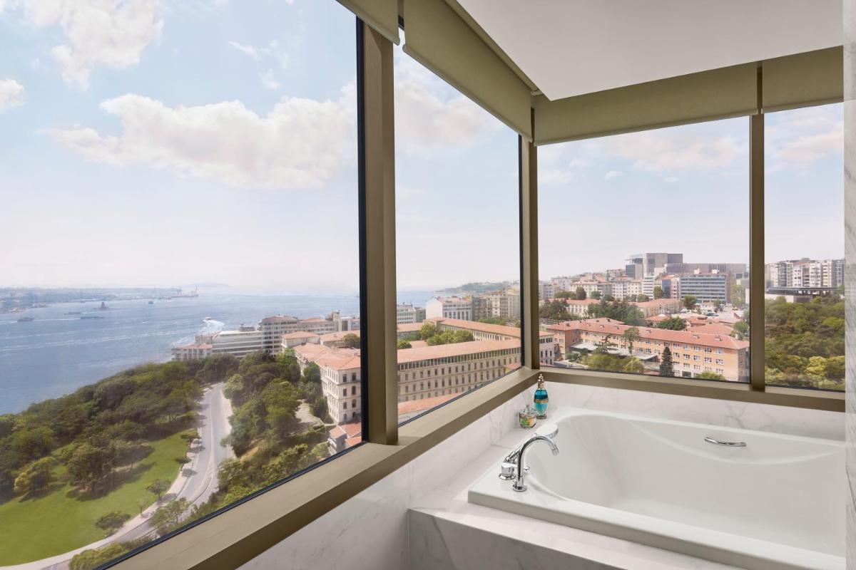 The Ritz-Carlton, Istanbul at the Bosphorus