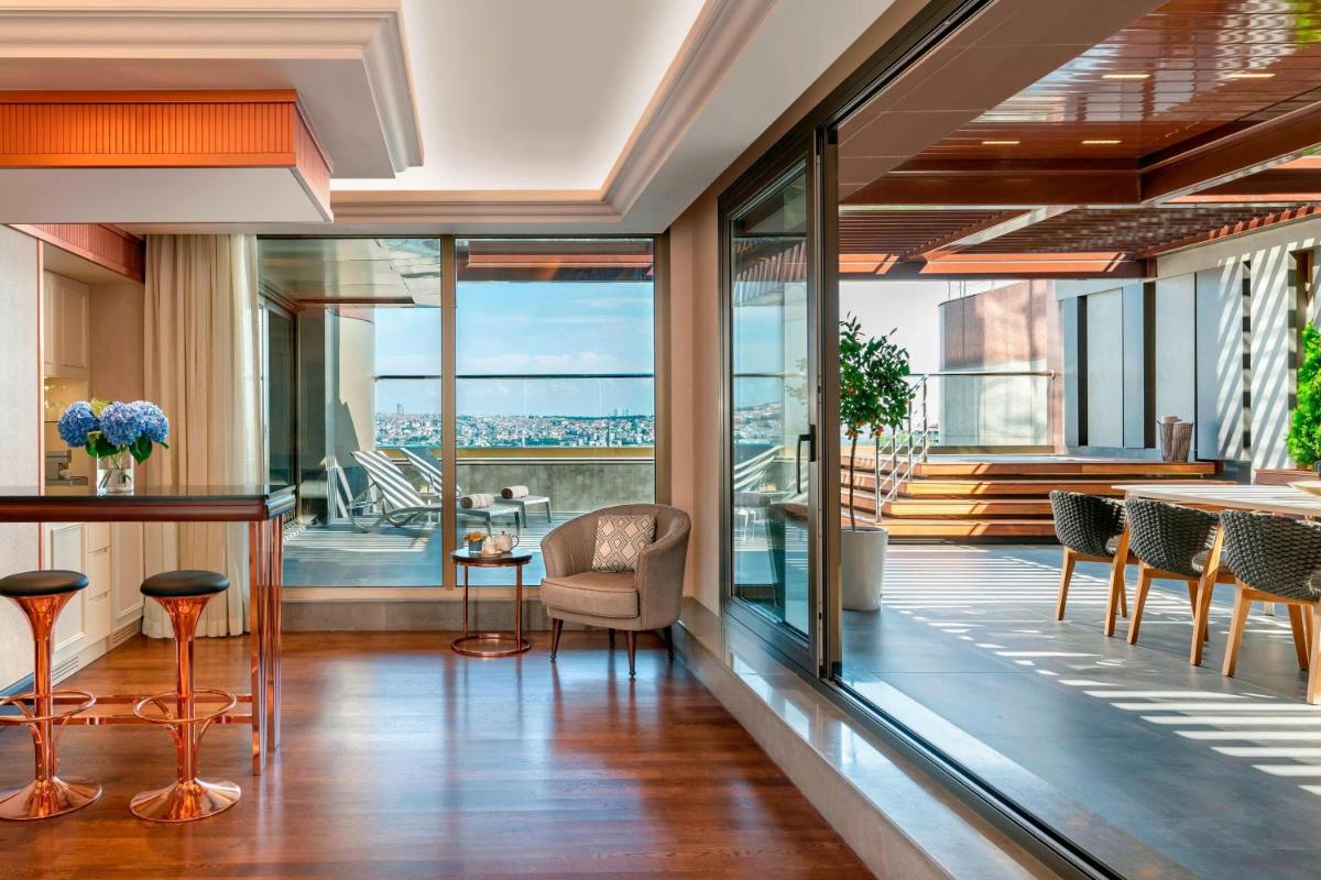 The Ritz-Carlton, Istanbul at the Bosphorus